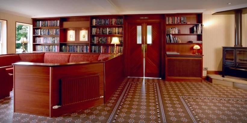 هتل Harvey's Point