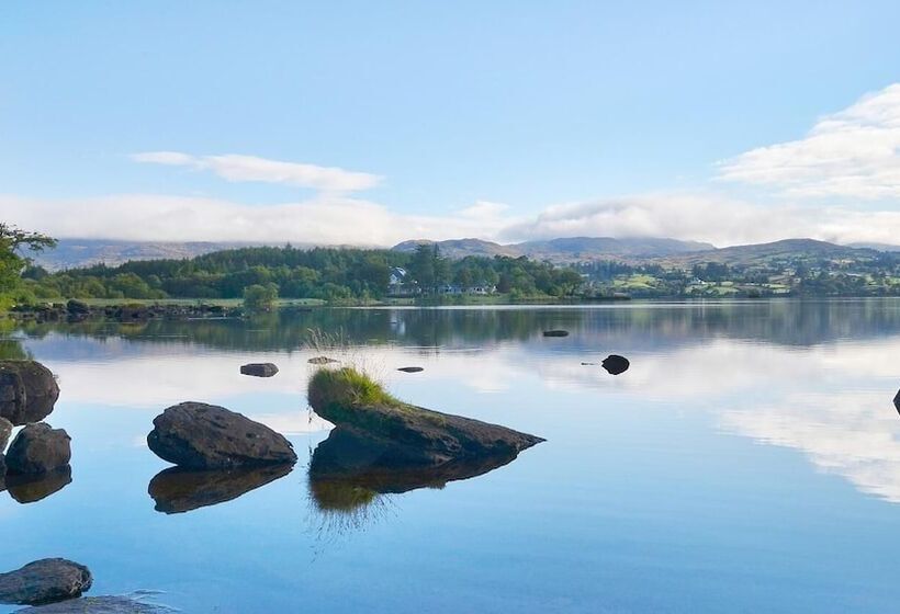 هتل Harvey's Point