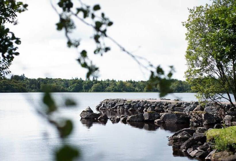 هتل Harvey's Point