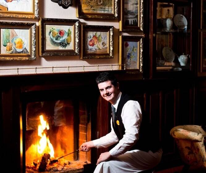 هتل Harvey's Point