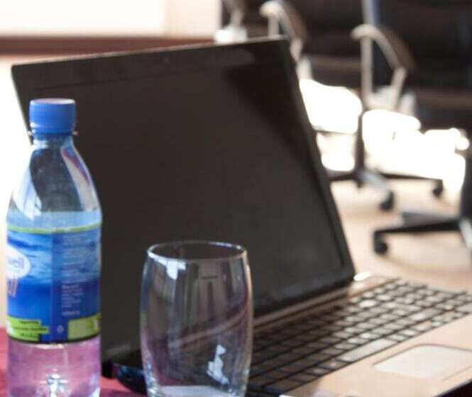 هتل Harvey's Point