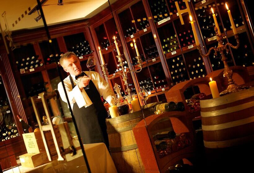 فندق Hayfield Manor