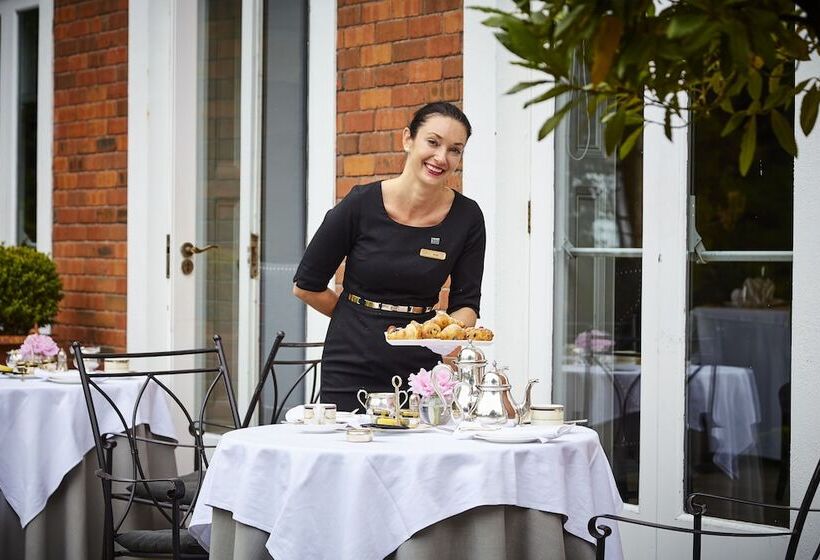 فندق Hayfield Manor