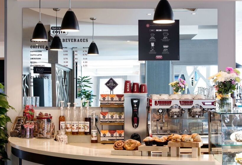 בית מלון כפרי Hilton Garden Inn Dublin City Centre