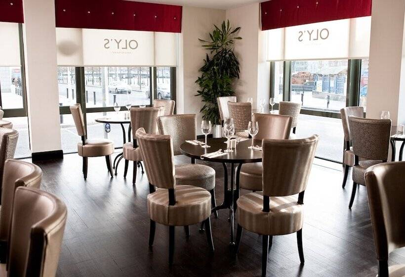 בית מלון כפרי Hilton Garden Inn Dublin City Centre