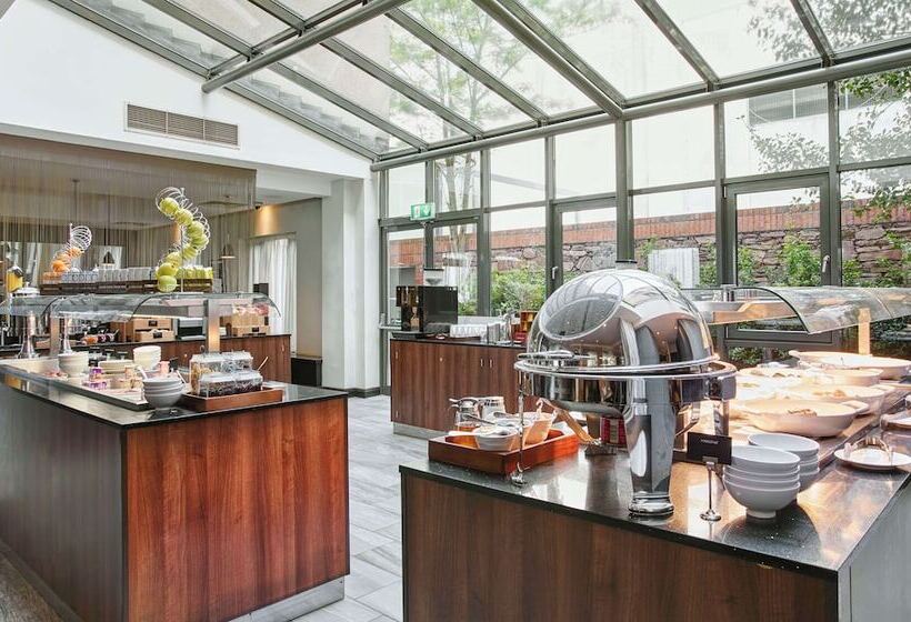 בית מלון כפרי Hilton Garden Inn Dublin City Centre