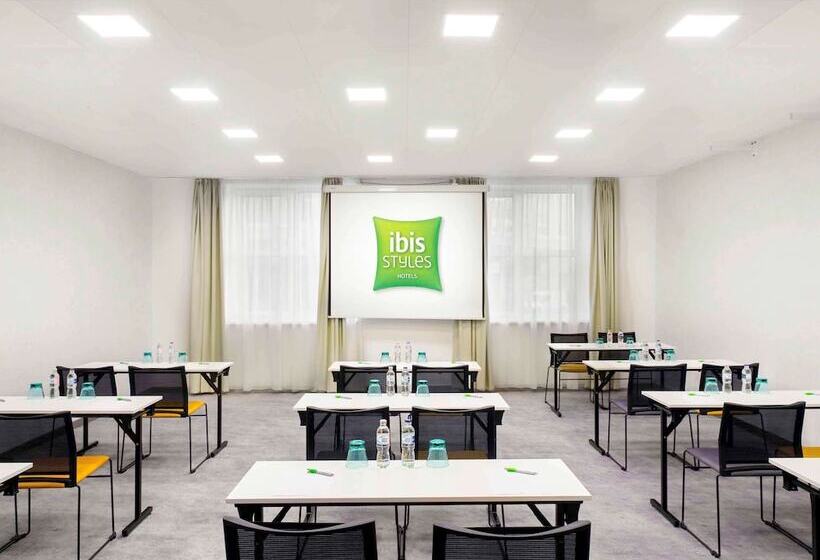 בית מלון כפרי Ibis Styles Budapest City