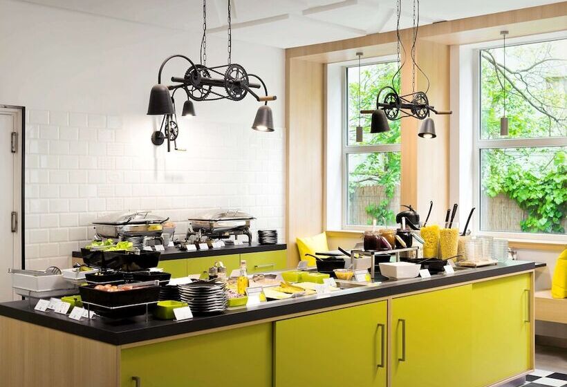 בית מלון כפרי Ibis Styles Budapest City