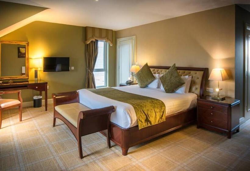 Jackson S Hotel & Leisure Centre