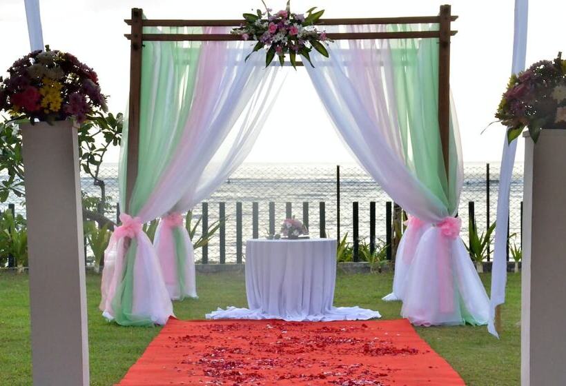 فندق Merumatta Senggigi Lombok