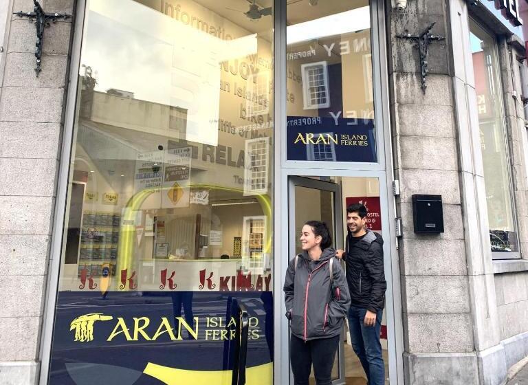 هتل Kinlay Hostel Eyre Square