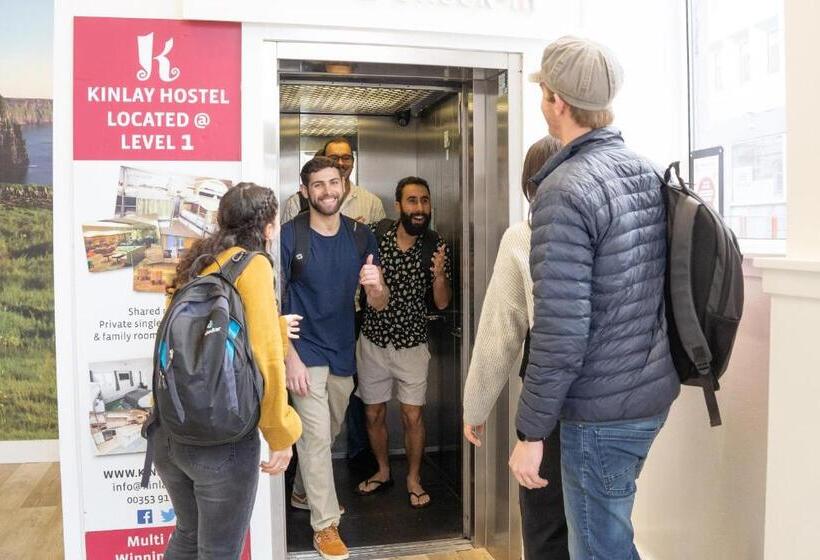 هتل Kinlay Hostel Eyre Square