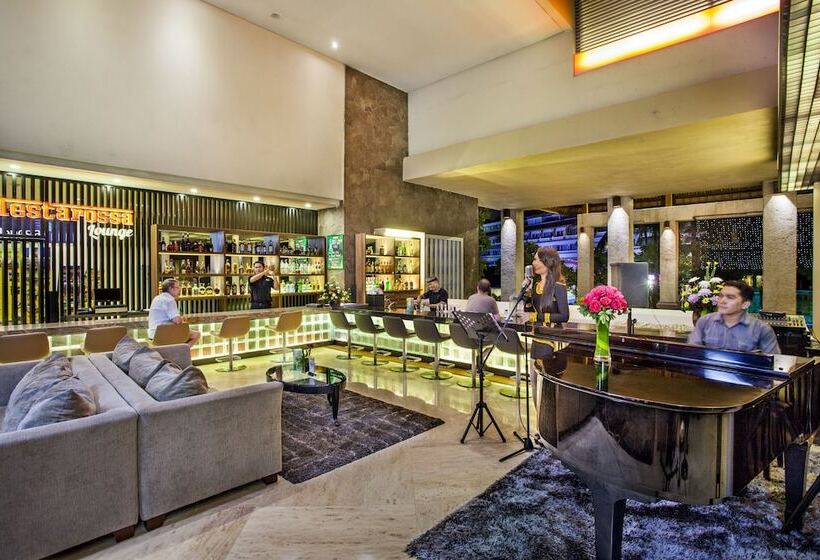 호텔 Kuta Paradiso