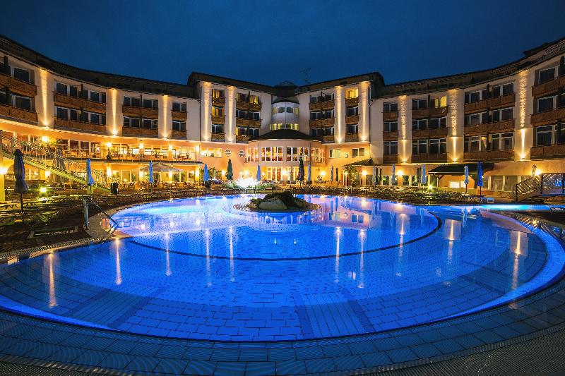 Lotus Therme Hotel & Spa