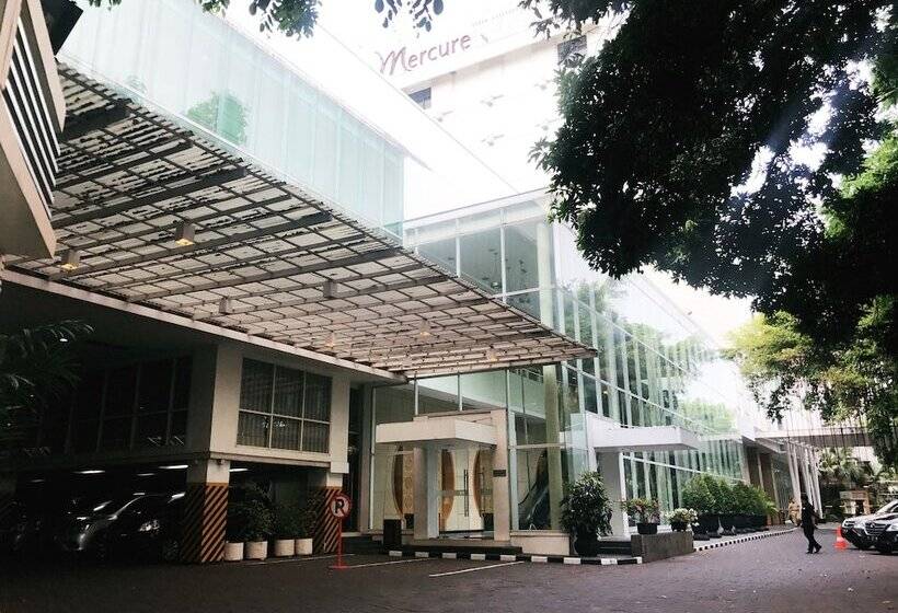 فندق Mercure Surabaya