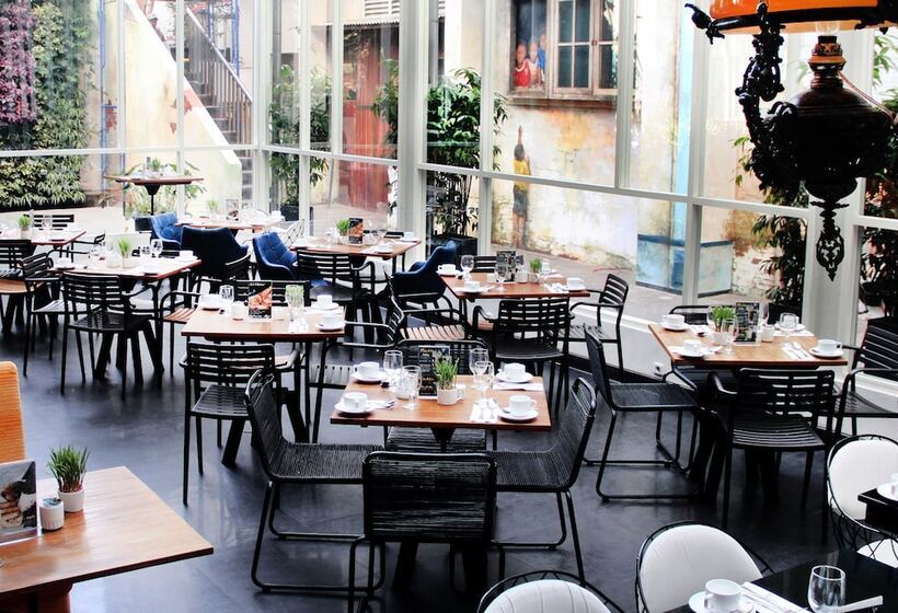 فندق Mercure Surabaya