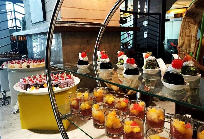 فندق Mercure Surabaya