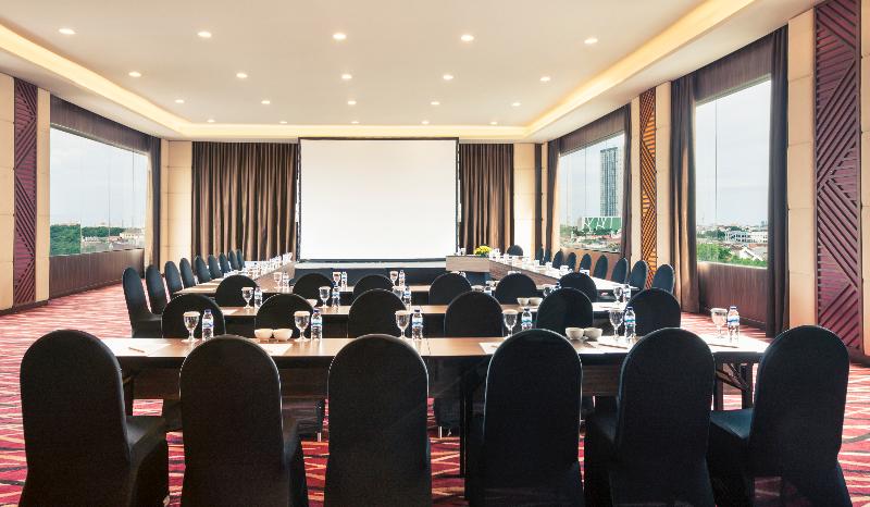 فندق Mercure Surabaya