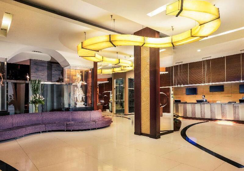 فندق Mercure Surabaya