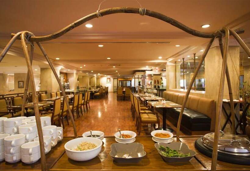 هتل New Saphir Yogyakarta