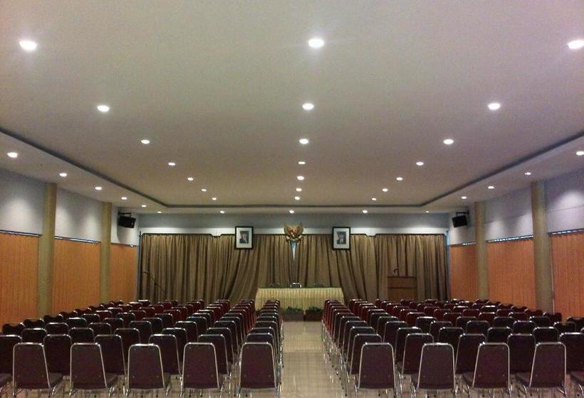 هتل Patra Jasa Parapat