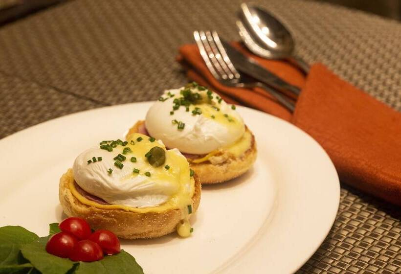 هتل President  Ihcl Seleqtions