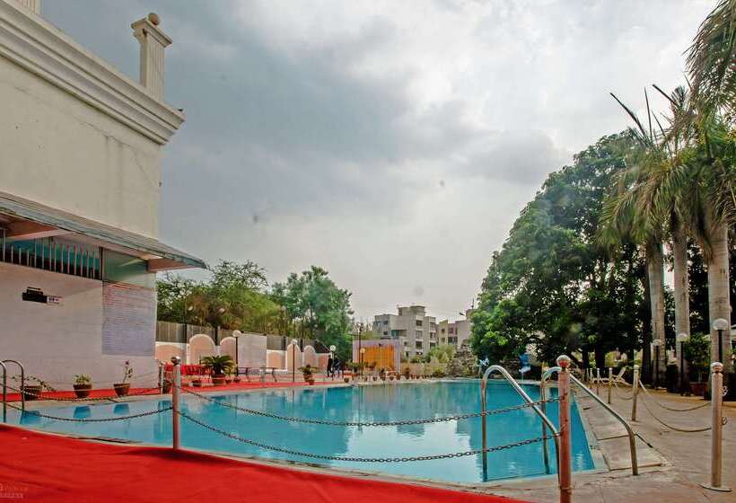 فندق Quality Inn Regency, Nashik