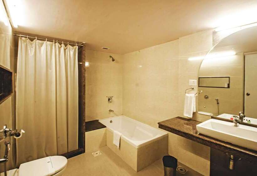 فندق Quality Inn Regency, Nashik