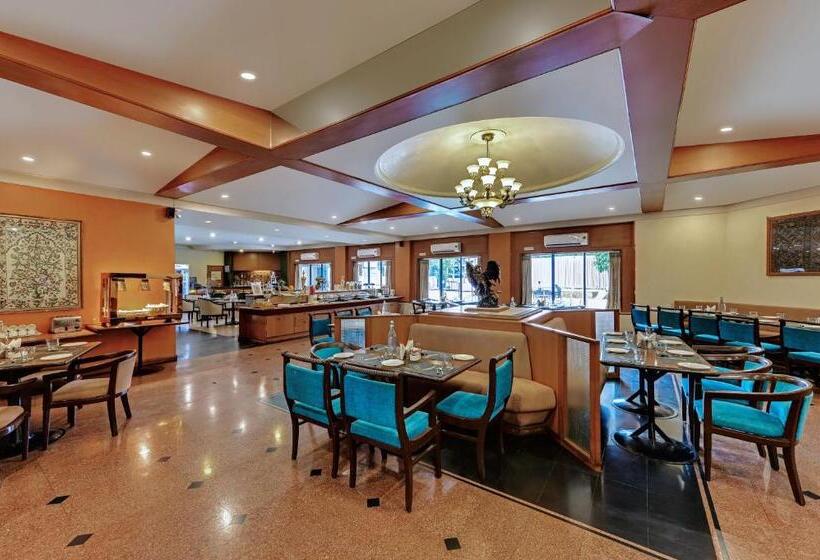 فندق Quality Inn Regency, Nashik