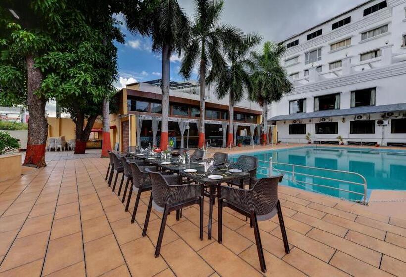 فندق Quality Inn Regency, Nashik