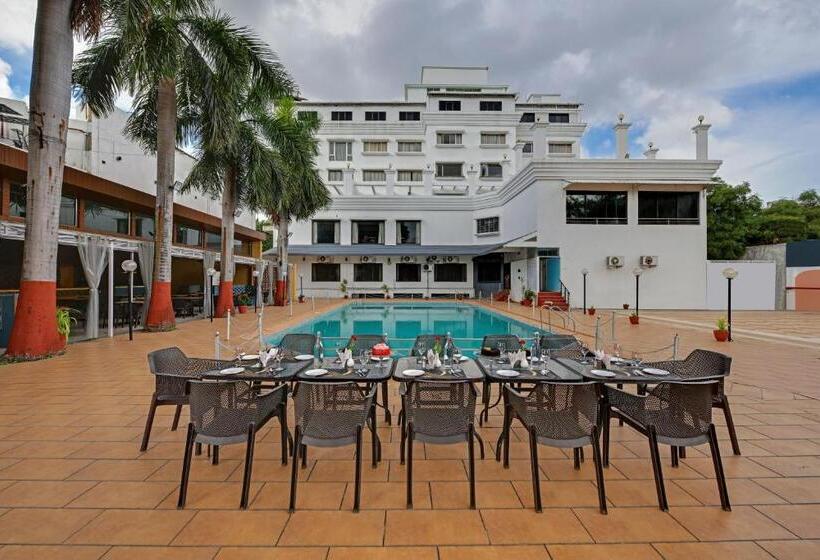 فندق Quality Inn Regency, Nashik