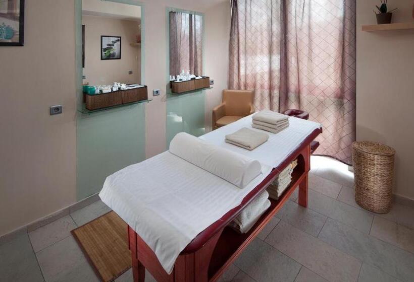 هتل Rubin Wellness & Conference