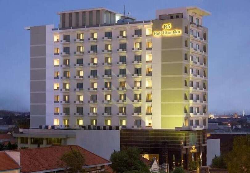 فندق Santika Pandegiling Surabaya