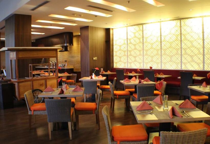 فندق Santika Pandegiling Surabaya