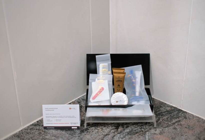 호텔 Sunlake Waterfront Resort & Convention