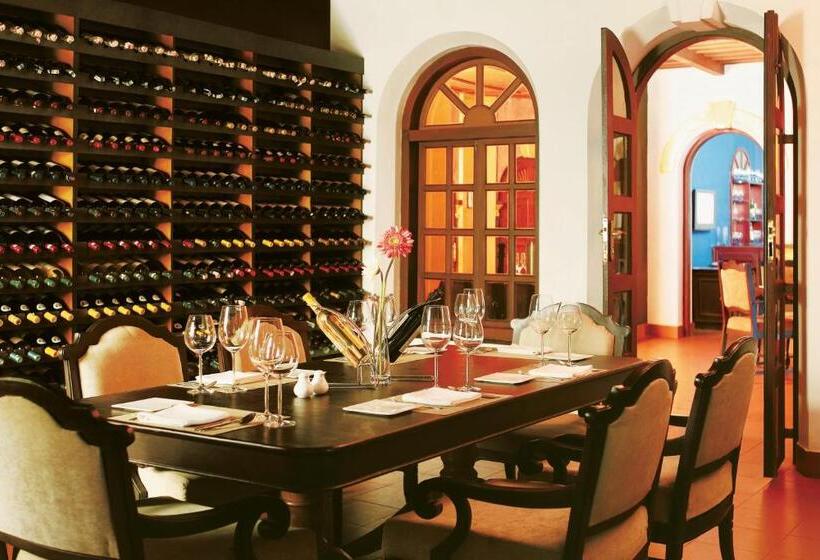 בית מלון כפרי Taj Kumarakom Resort And Spa Kerala