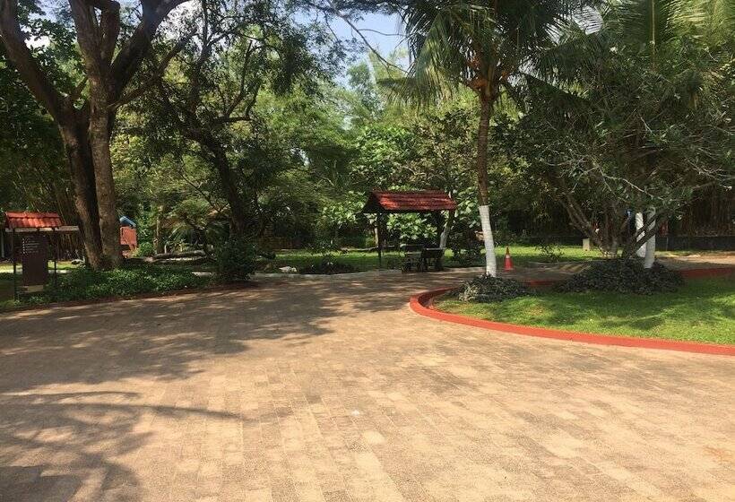 فندق Taj Kumarakom Resort And Spa Kerala