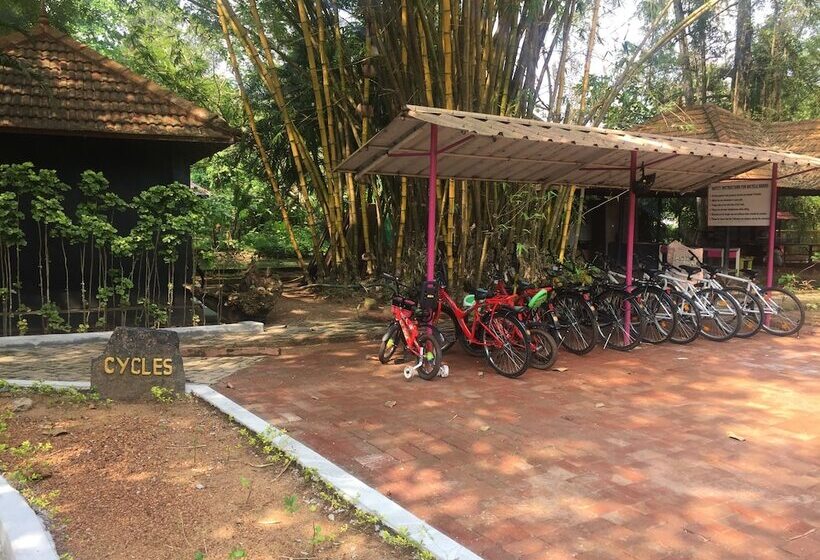 בית מלון כפרי Taj Kumarakom Resort And Spa Kerala