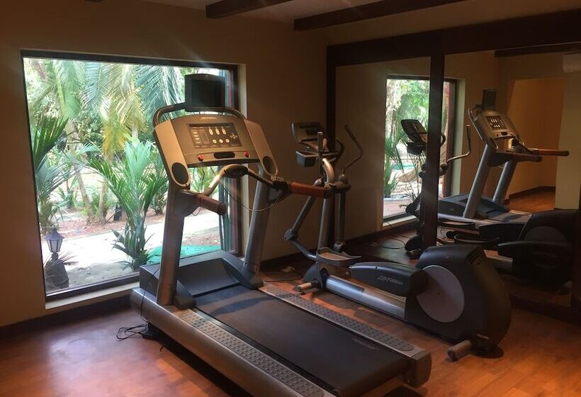 בית מלון כפרי Taj Kumarakom Resort And Spa Kerala