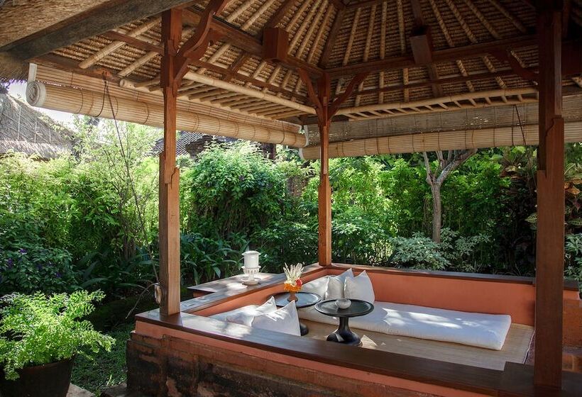 בית מלון כפרי Tandjung Sari