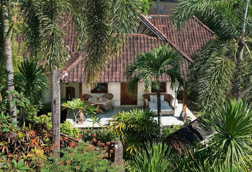 בית מלון כפרי Tandjung Sari