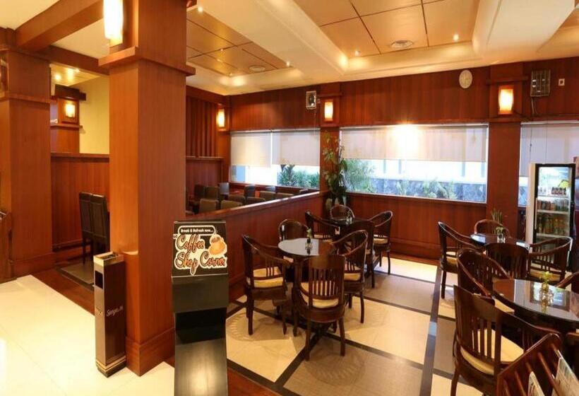 호텔 Tarakan Plaza