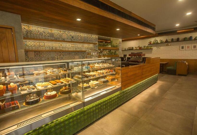 酒店 The Avenue Regent