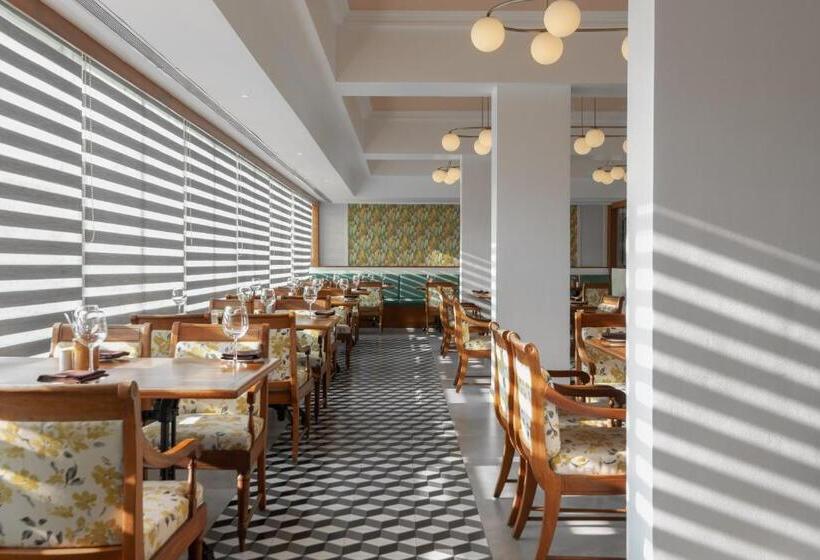 호텔 The Avenue Regent