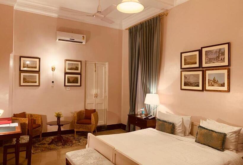 Отель The Elgin Fairlawn Kolkata