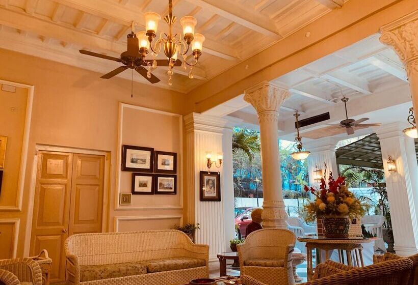 Отель The Elgin Fairlawn Kolkata