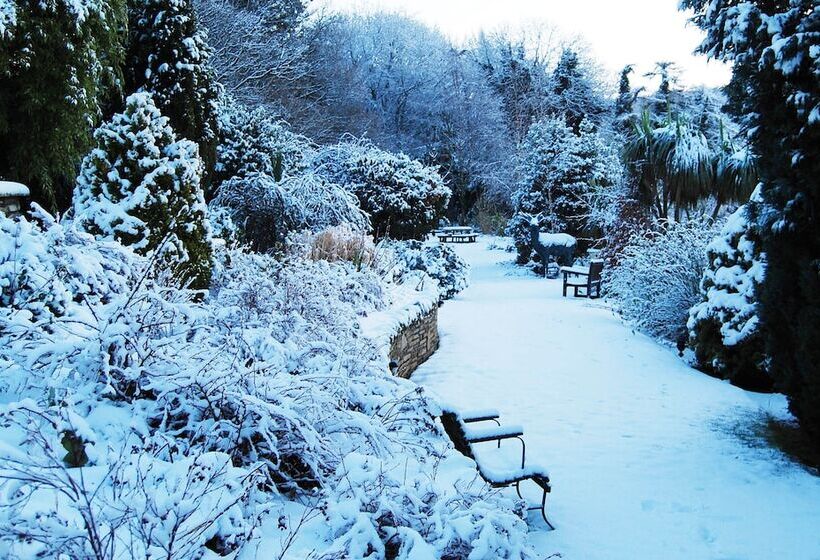 The Glenview Hotel & Leisure Club