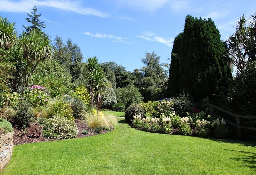 The Glenview Hotel & Leisure Club