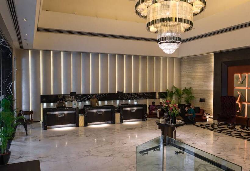 酒店 The Landmark Towers