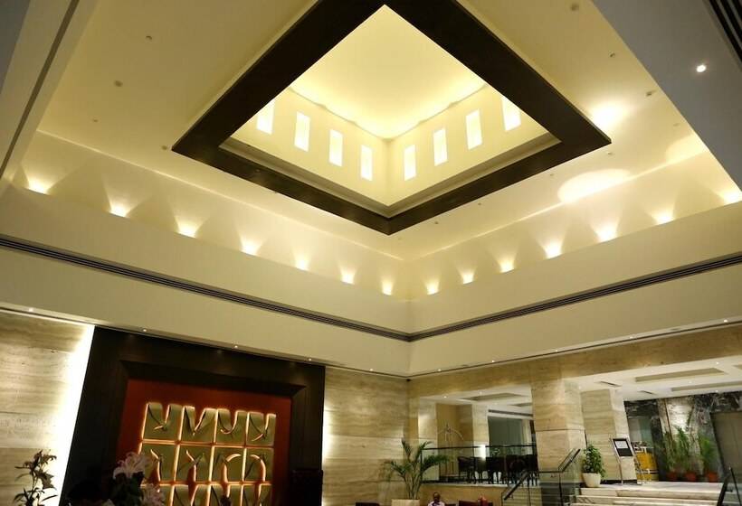 酒店 The Landmark Towers